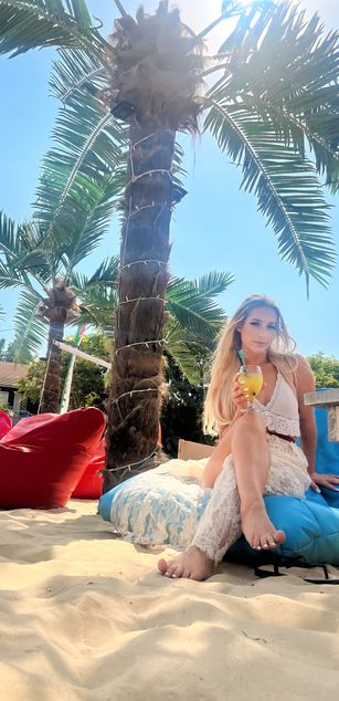 Model - Missy_matrix dirtytalk