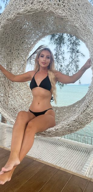 Model - Missy_matrix dirtytalk