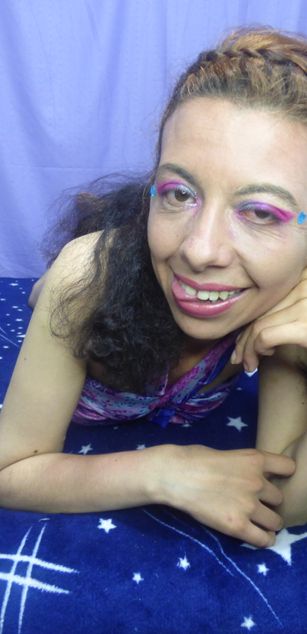 Model - Wildlyoon dildo