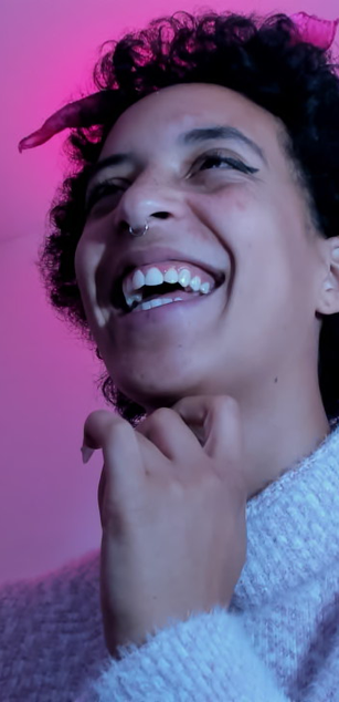 Model - Elizabeth corazon de leon hairy