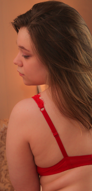 Model - Nessa Greyrat deepthroat