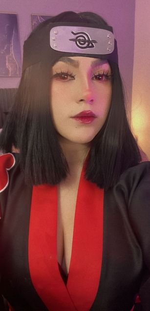 Model - ANNIE SNOW cosplay