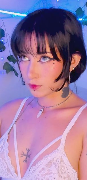 Model - Akina Shikashi ass