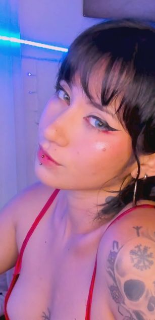 Model - Akina Shikashi ass