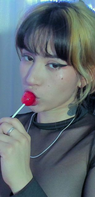 Model - Akina Shikashi ass