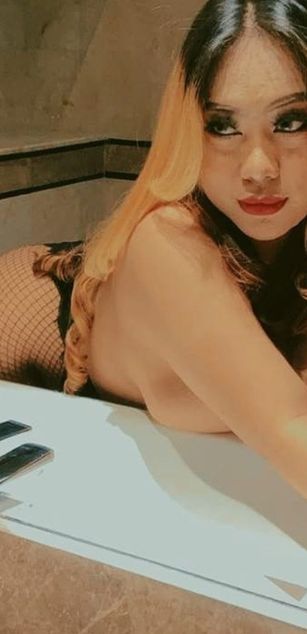 Model - Asian Anal Queen deepthroat