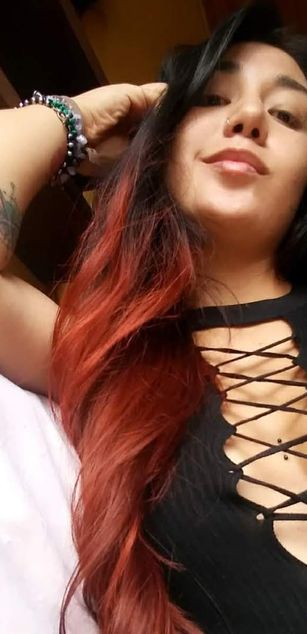 Model - jessica Bates striptease