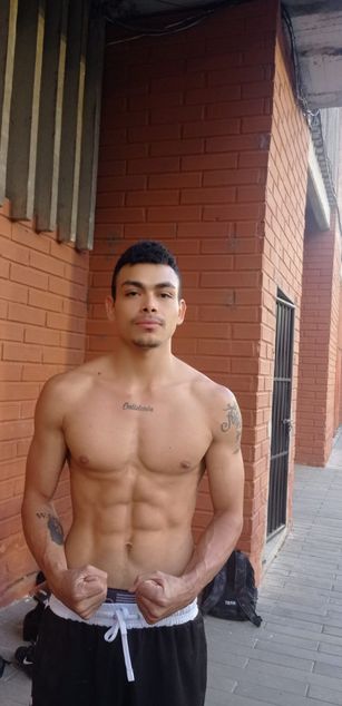 Model - Keizaruhamma striptease