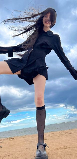 Model - TheGirlWhoWillTakeControlOfYou blowjob