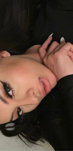 Model - natalie.luv curvy