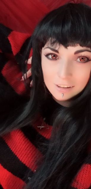 Model - mistress_Asmodeus pantyhose