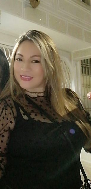 Model - LunaTik latin