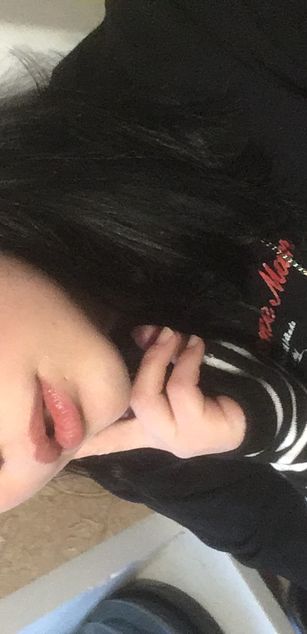 Model - AnnaMax bigtits