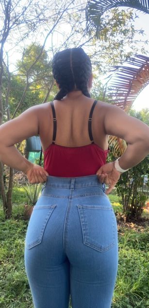 Model - AnnaKroes ass