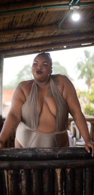 Model - Kendra Sexy feet