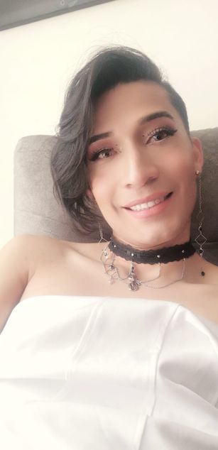 Model - TathanSwan cute