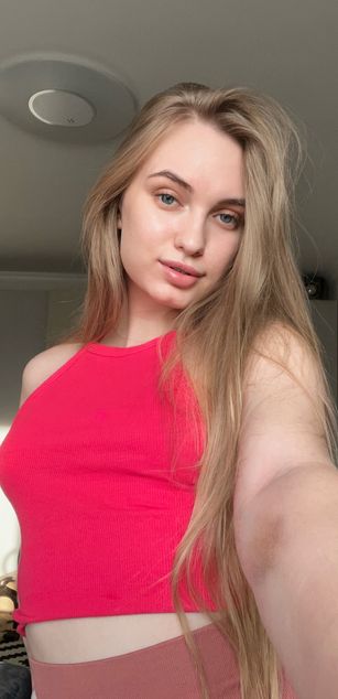 Model - Lunalee sexy