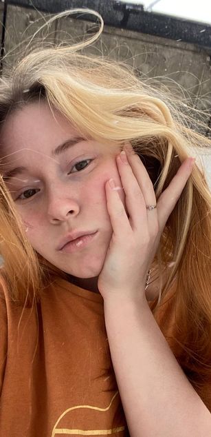 Model - Yo_Pixie pussy