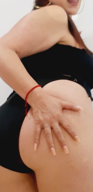 Model - Anna Goldman Milf bigtits