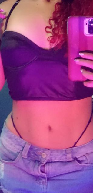 Model - Anny Williams ass