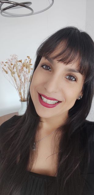 Model - LatinaAtenea friendly