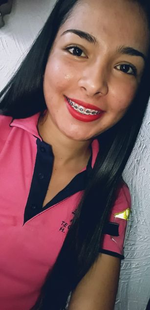 Model - Iris Moira blowjob