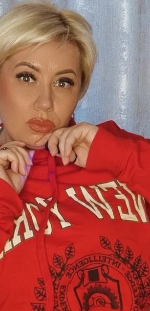 Model - AnnLove chat