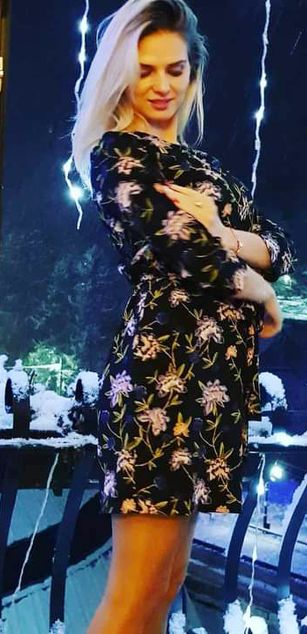 Model - AshleySun deepthroat