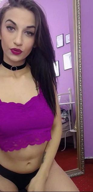 Model - KessyJoo tattoos