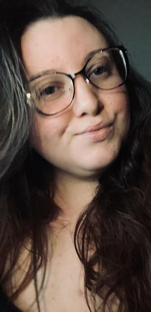 Model - CamilaAubrey lips