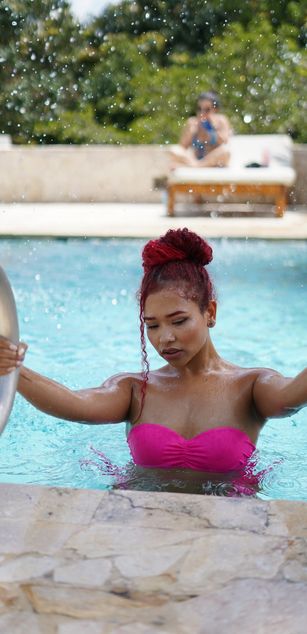 Model - Anny Williams ass