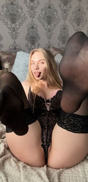 Model - Lunalee sexy