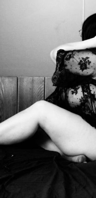 Model - Lizzysexy toys