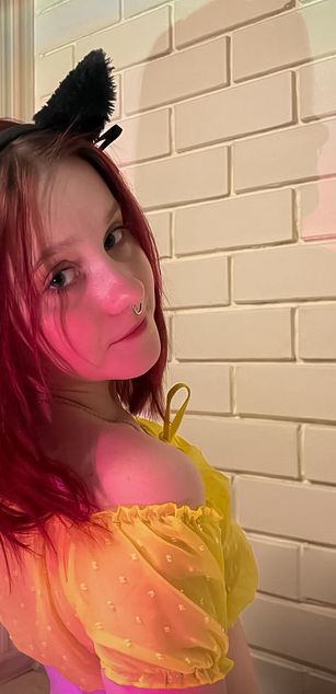 Model - Sophie fetish