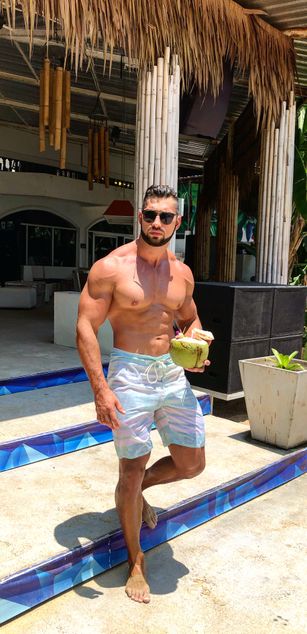 Model - Ronnie_XXX man