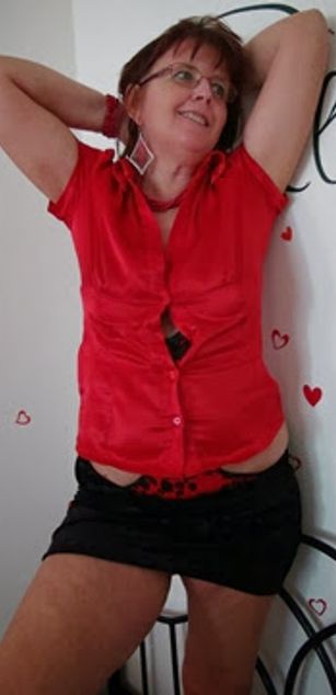 Model - SpicyGranny British