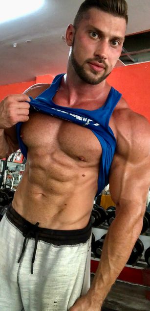 Model - Ronnie_XXX man