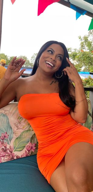 Model - Victoria phillips bigcock