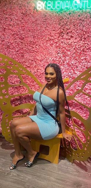 Model - Victoria phillips bigcock