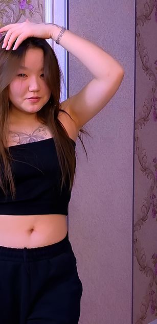 Model - AmeliaKemp young