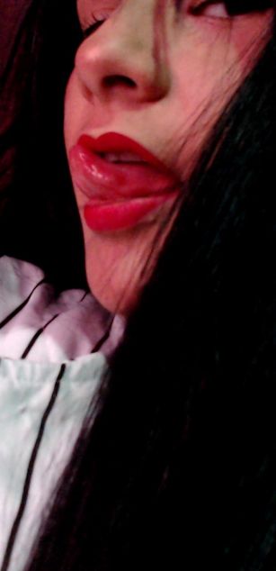 Model - lucy Lovence