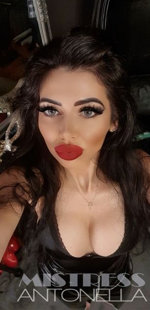 Model - MistressAntonella - High class DOMINATRIX l Sissification and fetish games EXPERT l Worship me fetish