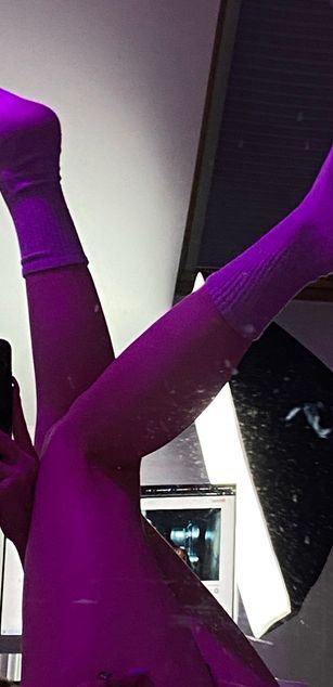 Model - CherryBoss sexy