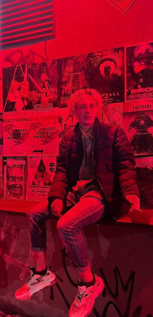 Model - NewApollon striptease