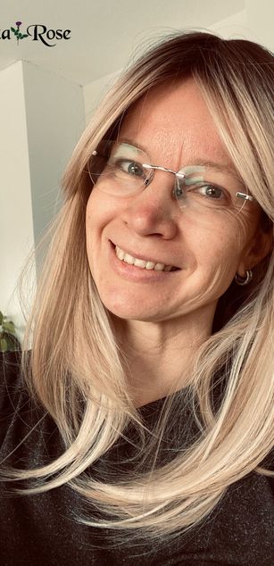 Model - AnnikaRose milf