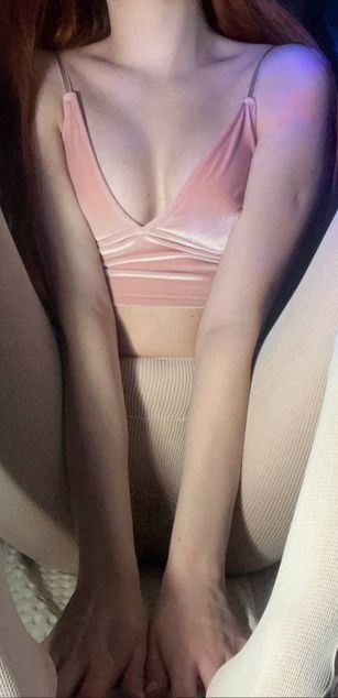 Model - Pretty Betty deepthroat