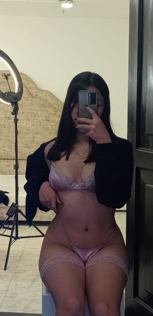 Model - Megara Polifem teen