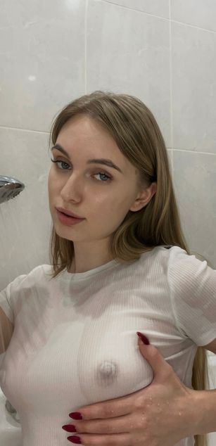 Model - Lunalee sexy