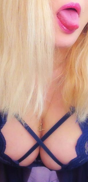 Model - KateRay bigtits