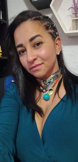 Model - SusiCortez latin